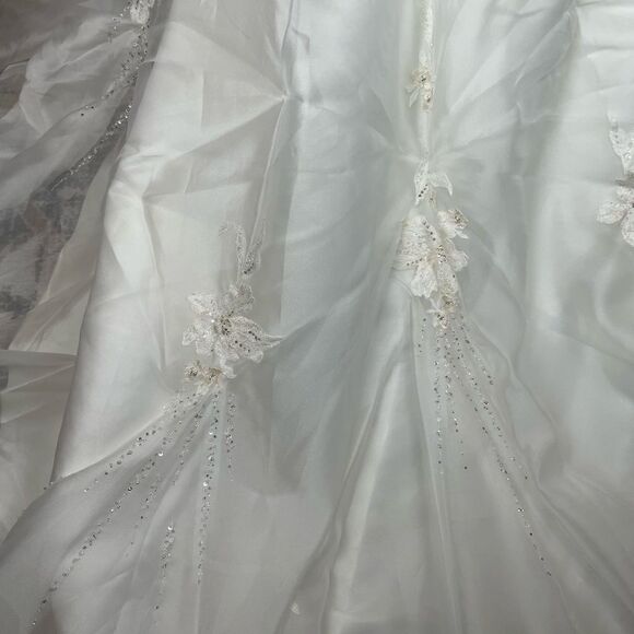 Maggie Sottero Limited Edition Amber A-Line Organza Ivory Swarovski Wedding Gown - Picture 12 of 15